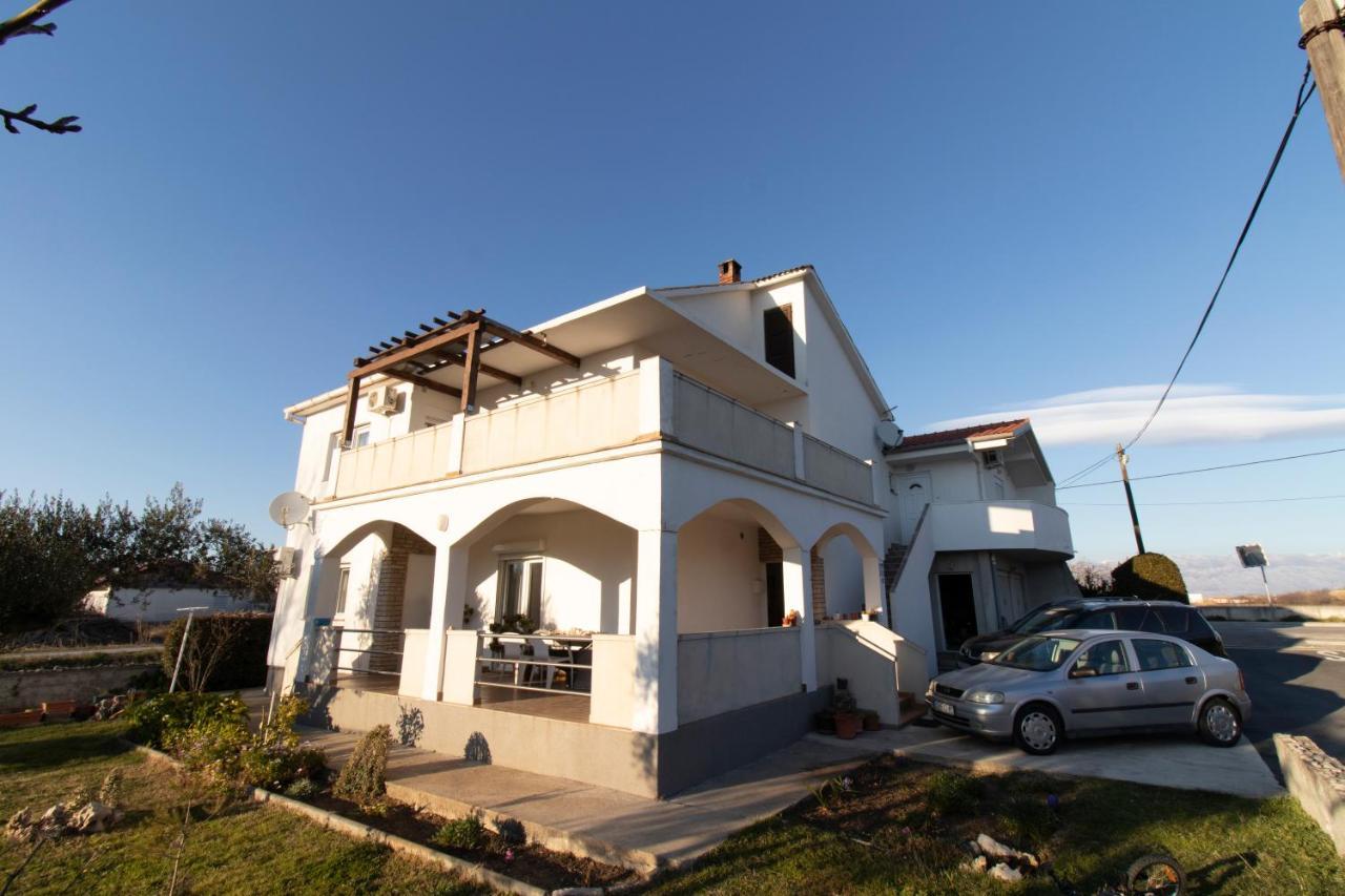 Melanie Apartment Привлака Екстериор снимка