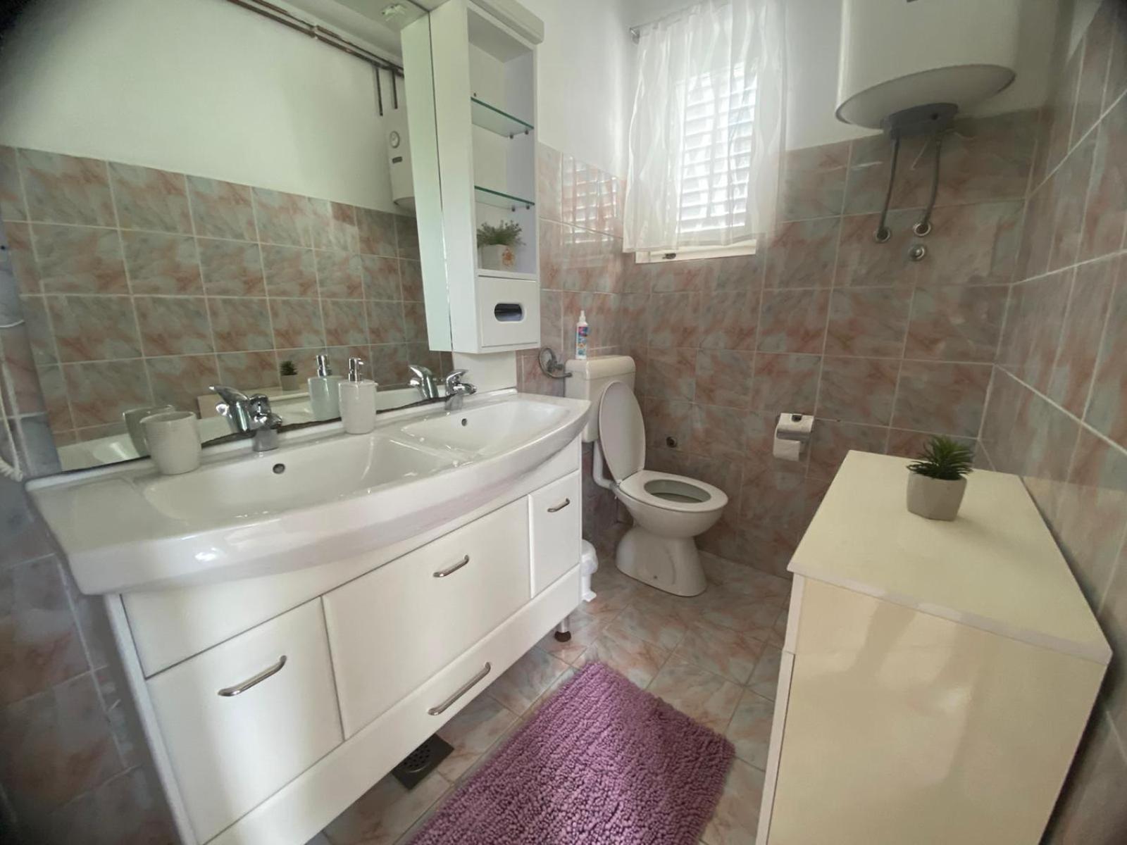 Melanie Apartment Привлака Екстериор снимка